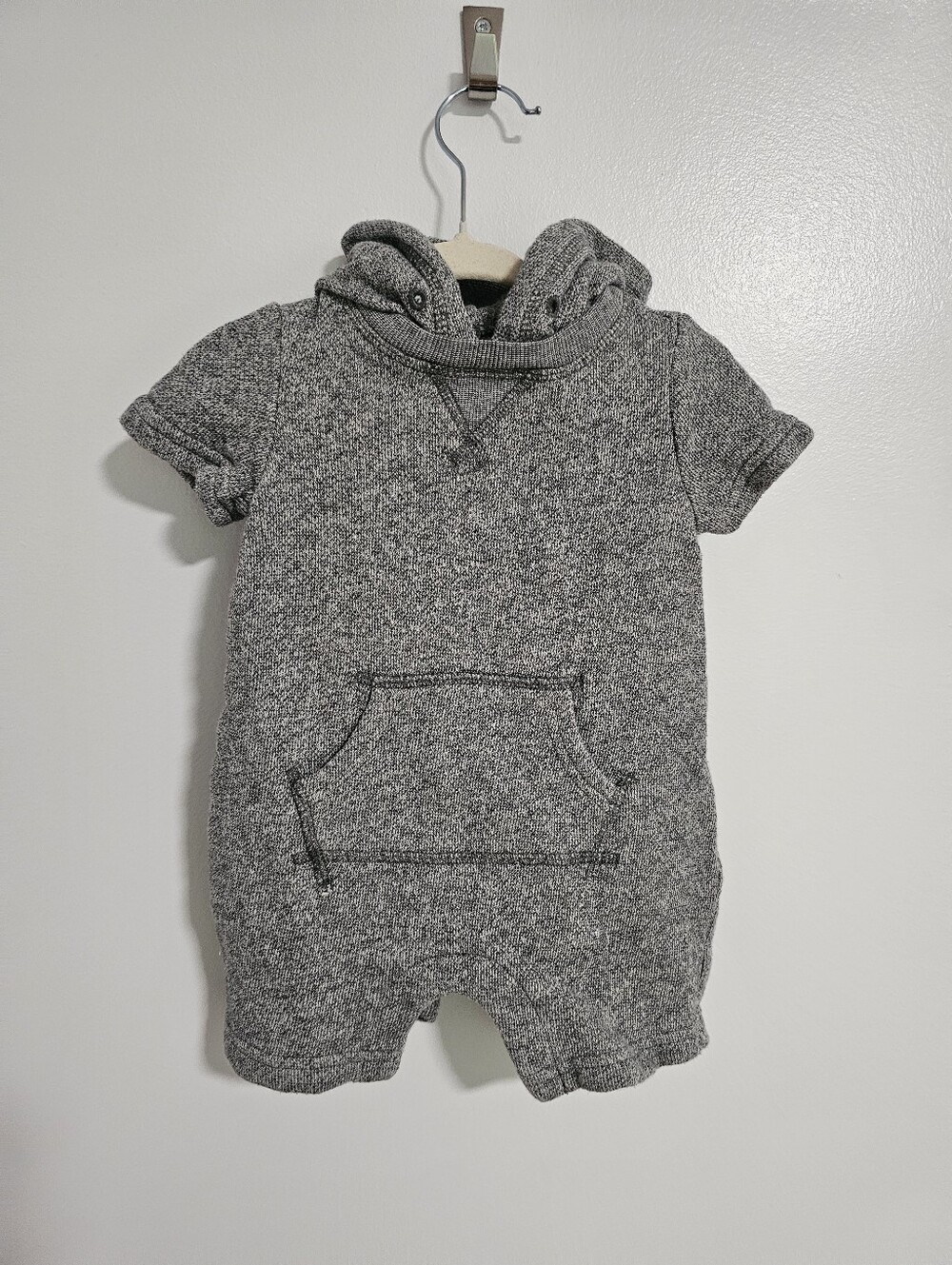 🧸4/20$ GAP Baby 3-6M Heather Gray Baby Hoodie Romper Sweater